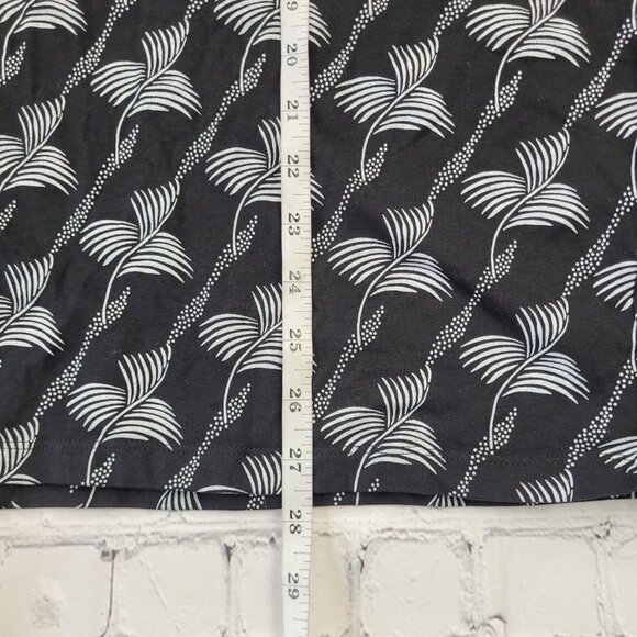 Express mens black with white print crewneck tee shirt size XL - Picture 4 of 9